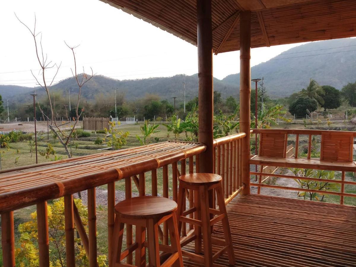 คูณ-เนื่อง ฟาร์ม สเตย์ หัวหิน Koon & Nueang Farm Stay Hua Hin Ban Bo Fai Экстерьер фото